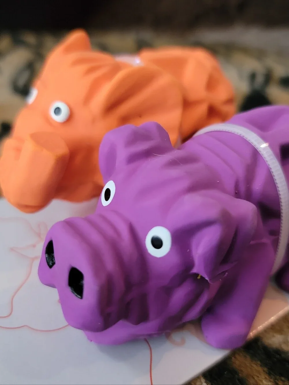 Multipet elephant latex